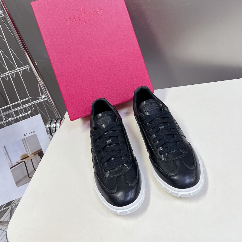 Valentino Sneakers